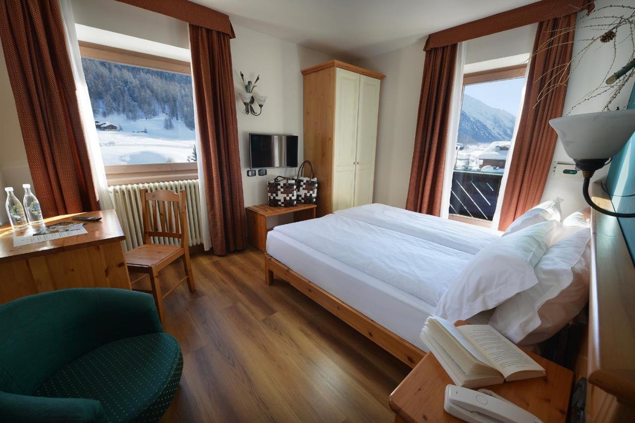 Double or Twin Room Balcony