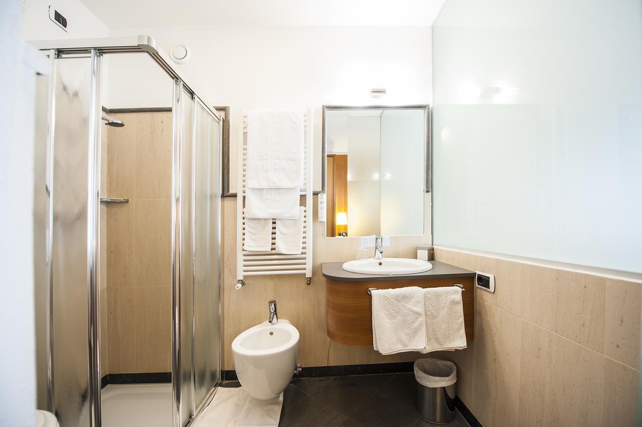 Standard Triple Room,642228870:JPEG